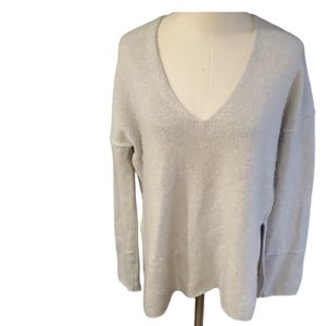 360 cashmere women's gray vneck pullover top sweater size s